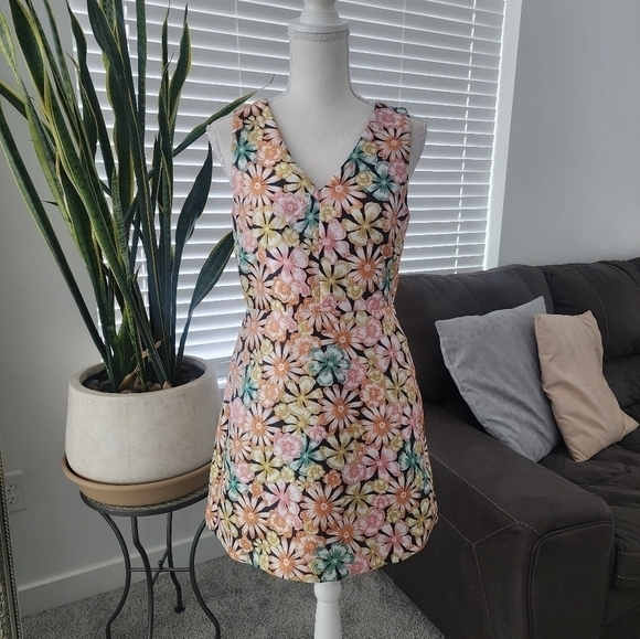 Banana Republic Floral Jacquard Sleeveless Mini Dress With Pockets. Size 4P. New - Picture 2 of 9
